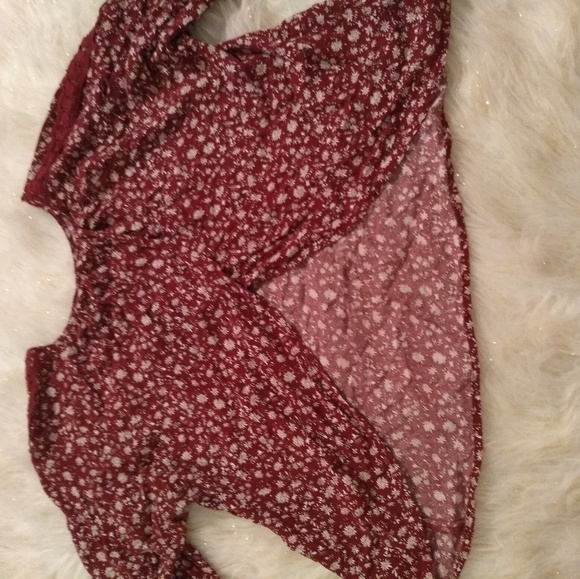 Floral crop top - Picture 3 of 3